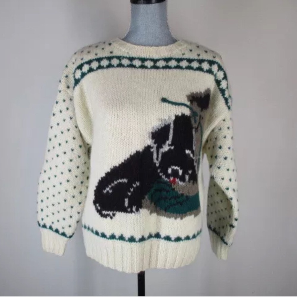 LL Bean ladies large limited edition sweater dog